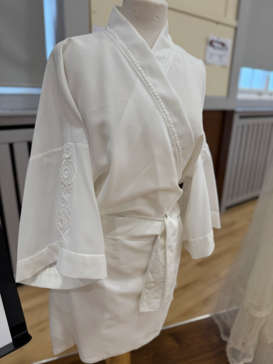 1980 wedding dress transformed into wedding kimono